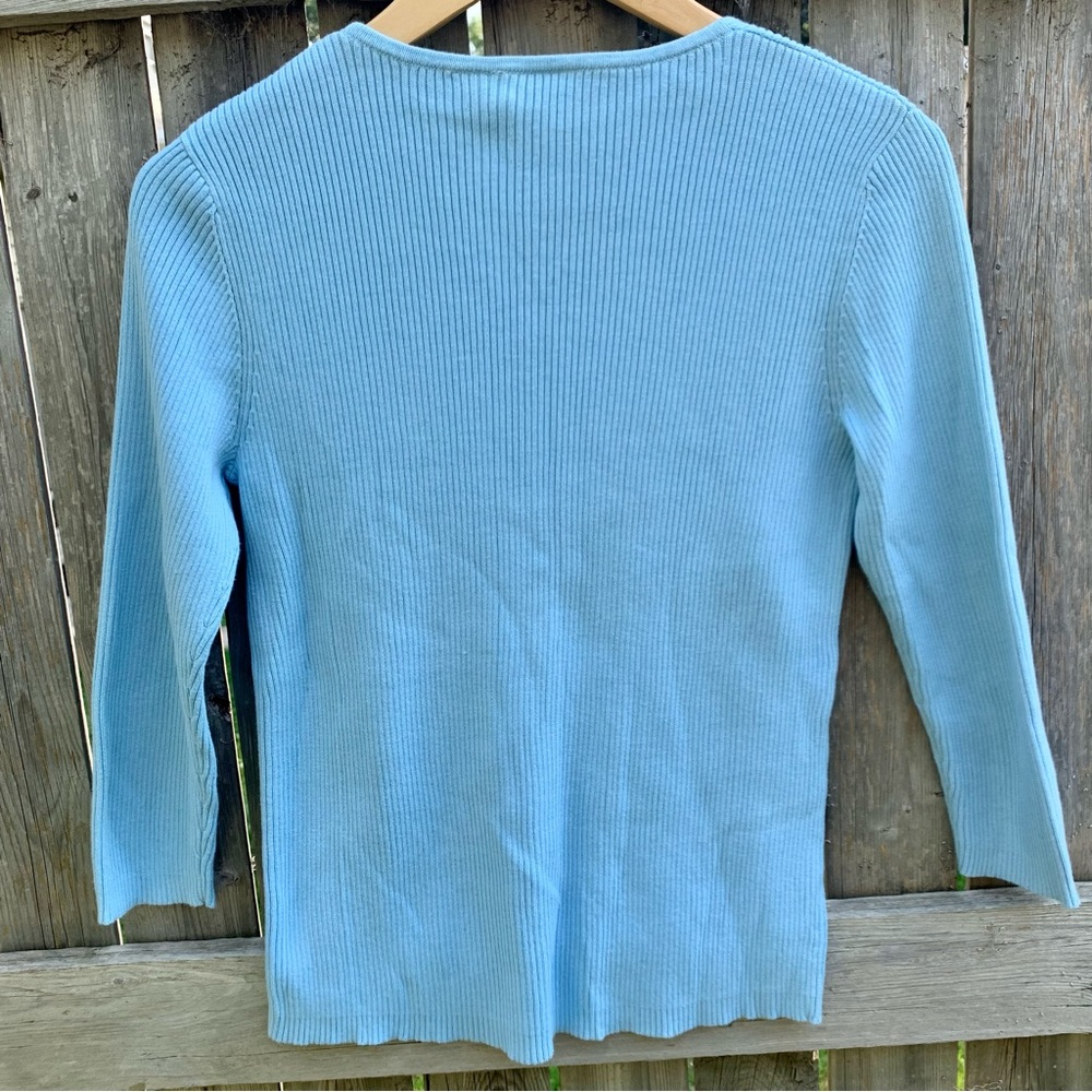Powder Blue Ribbed V-Neck - Picture 3 of 7